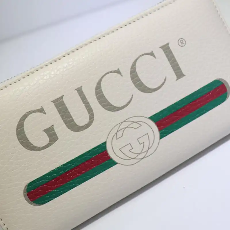 G*u*i brand handbags zip around wallet 1904g0015