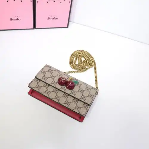G*u*i brand handbags crossbody bag 1904g0041