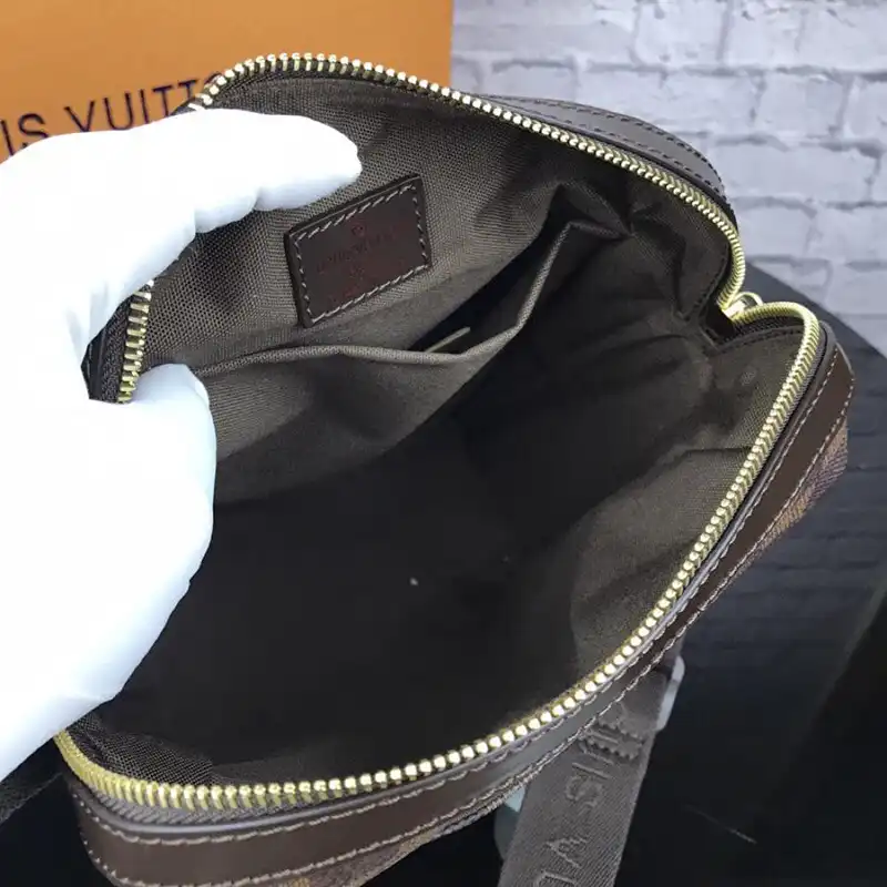 LV Bags 1906BL0038