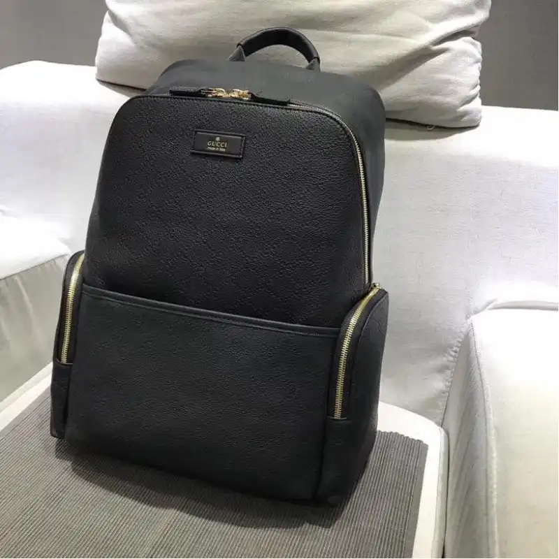 G*u*i bags 1917m0075