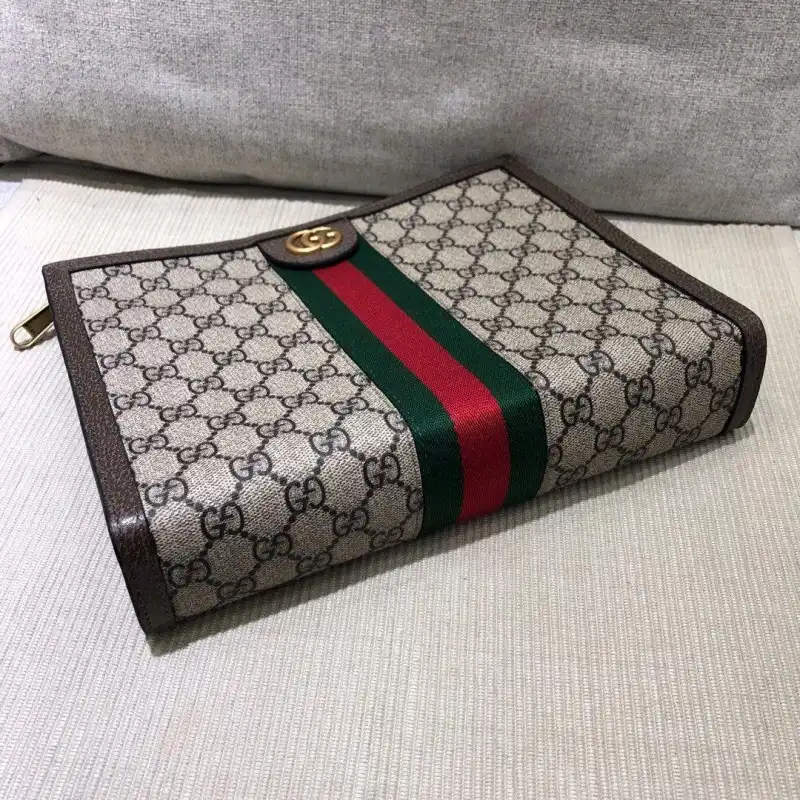G*u*i bags 1917m0144
