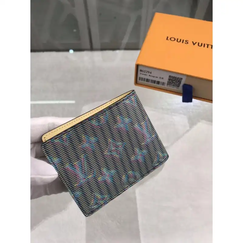 LV Bags 19B570040