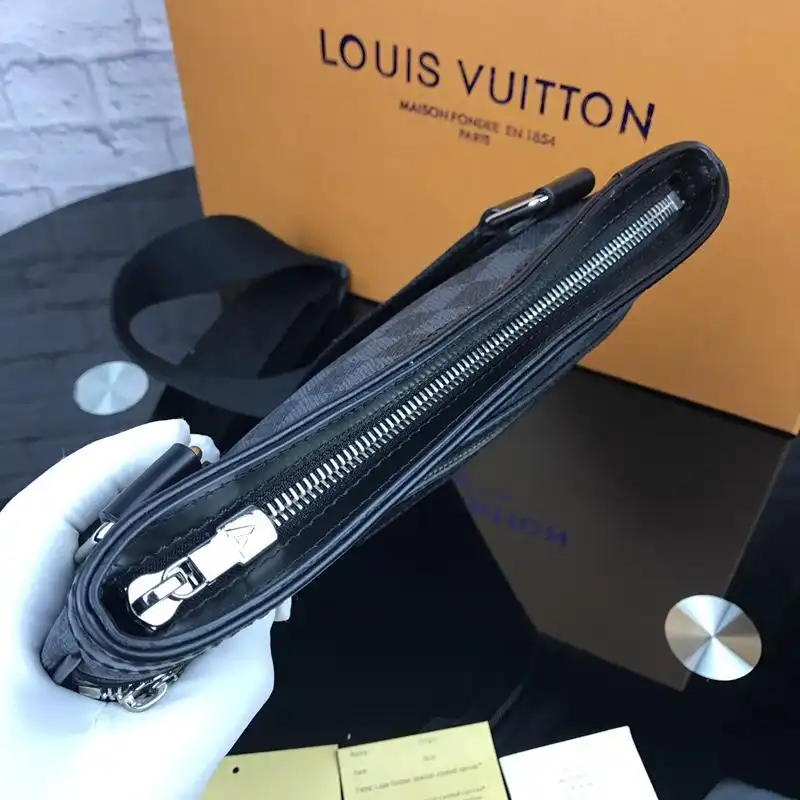 LV Bags 19B570133