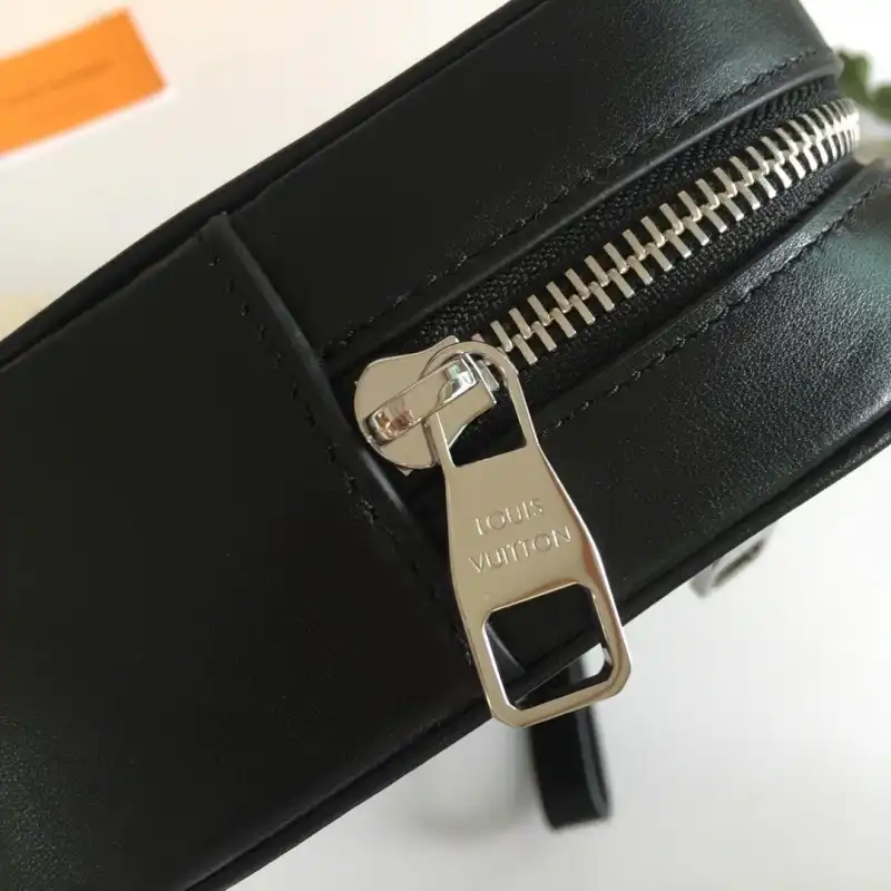LV Bags 19B570222