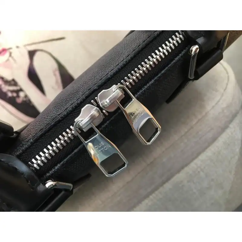 LV Bags 19B570237