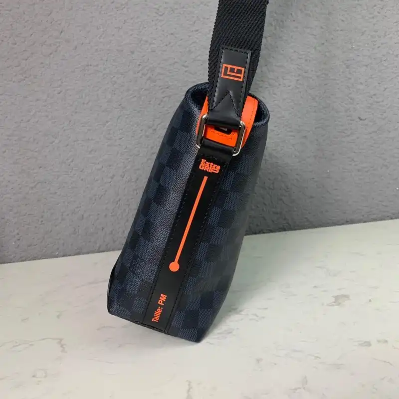 LV Bags 19B570273