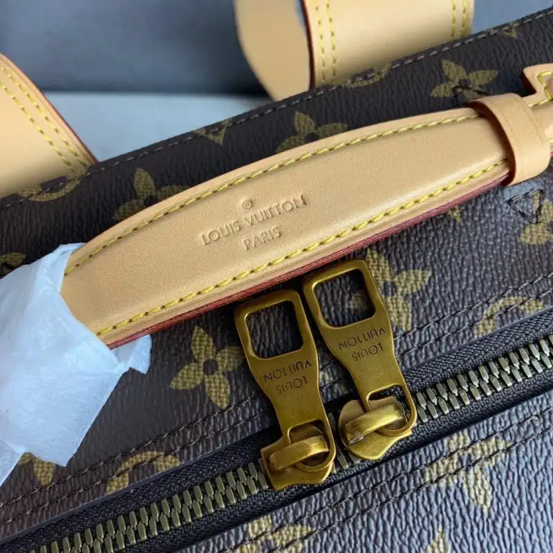 LV Bags 19B570364