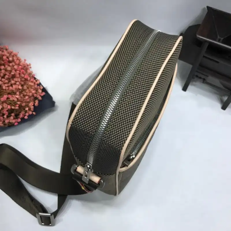 LV Bags 19B5790021