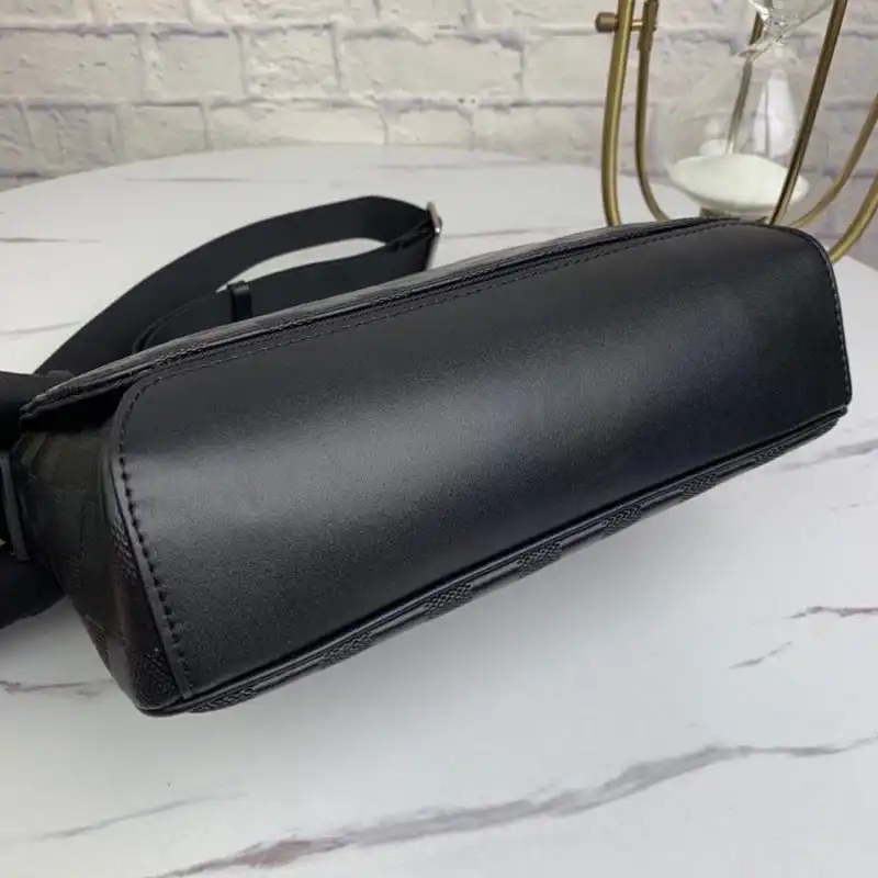 LV Bags 19B5790051