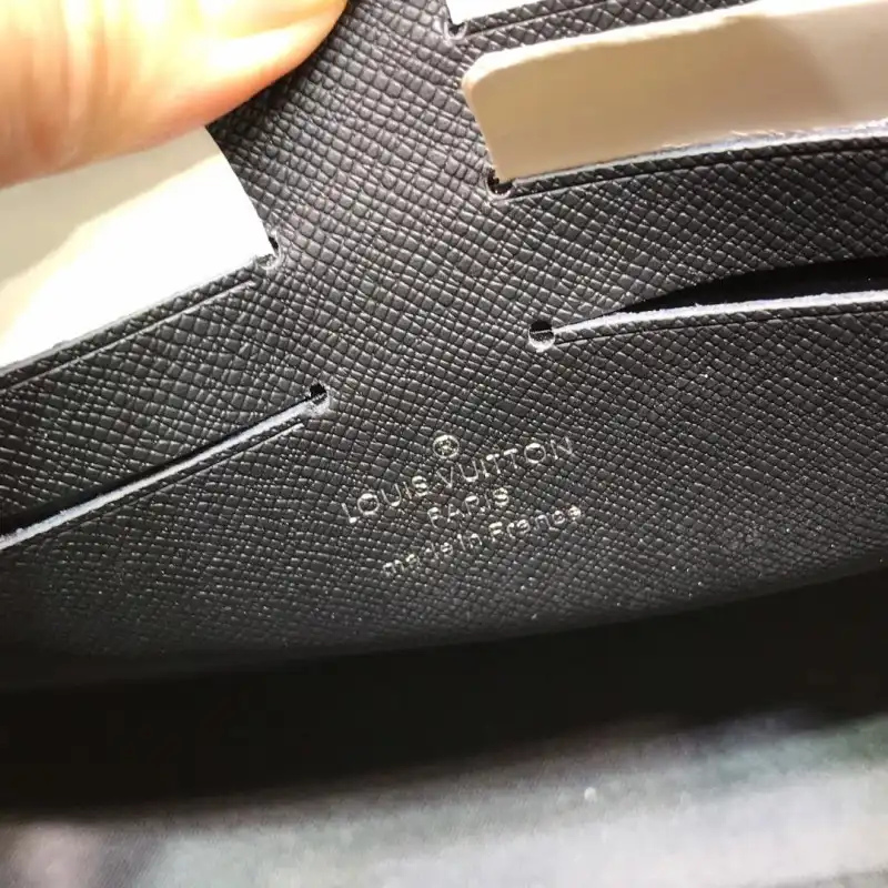 LV Bags 19B5790094