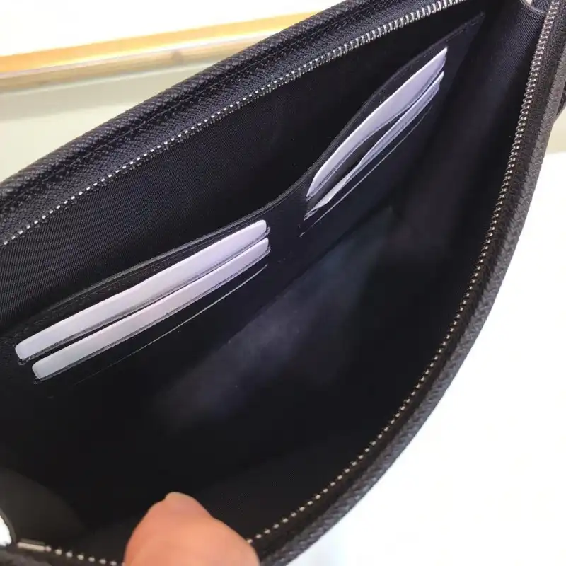 LV Bags 19B5790094