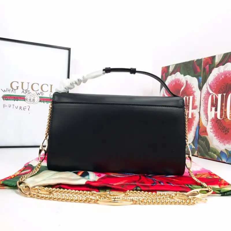 G*u*i bags 19b57b0024