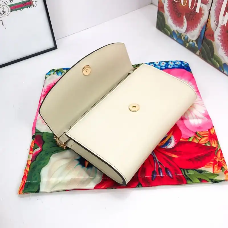 G*u*i bags 19b57b0025