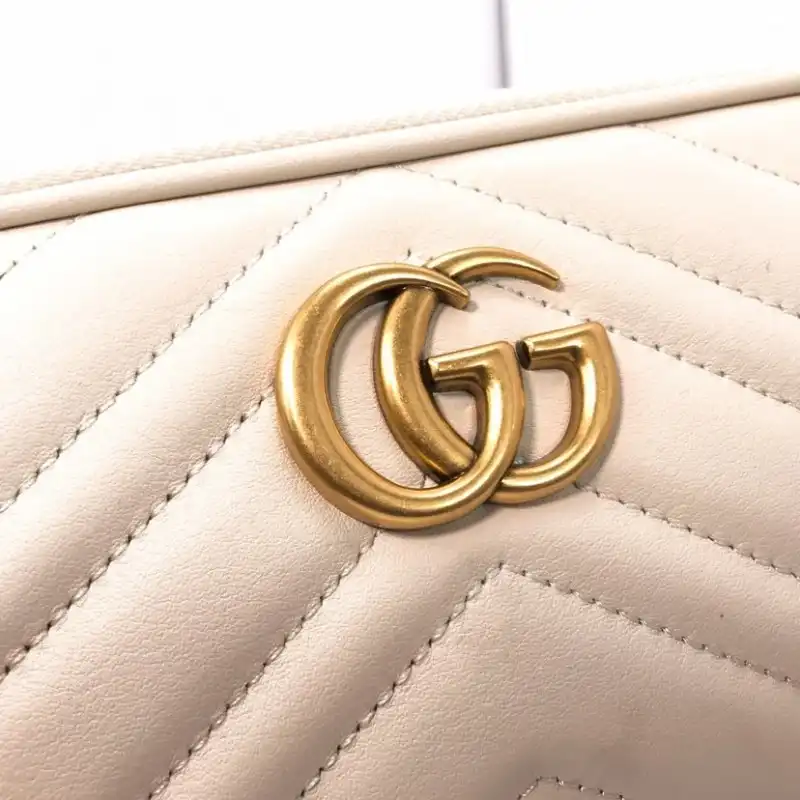 G*u*i bags 19b57b0050
