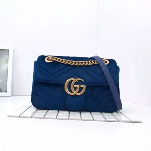 G*u*i bags 19b57g0002