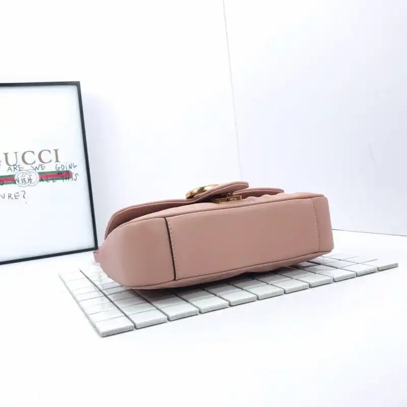 G*u*i bags 19b57g0008