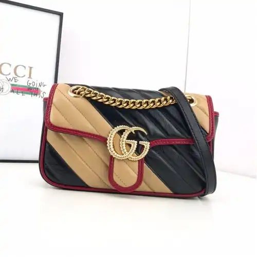 G*u*i bags 19b57g0014