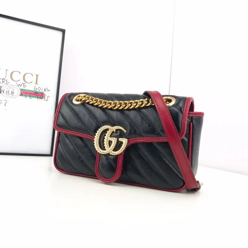 G*u*i bags 19b57g0016