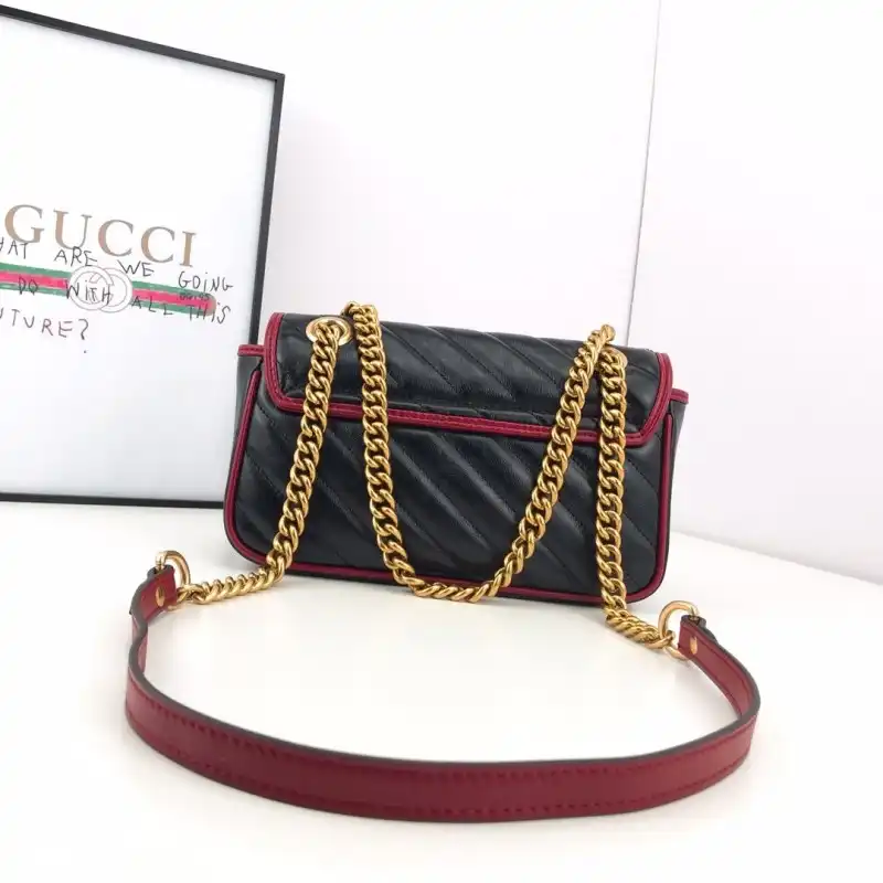 G*u*i bags 19b57g0016