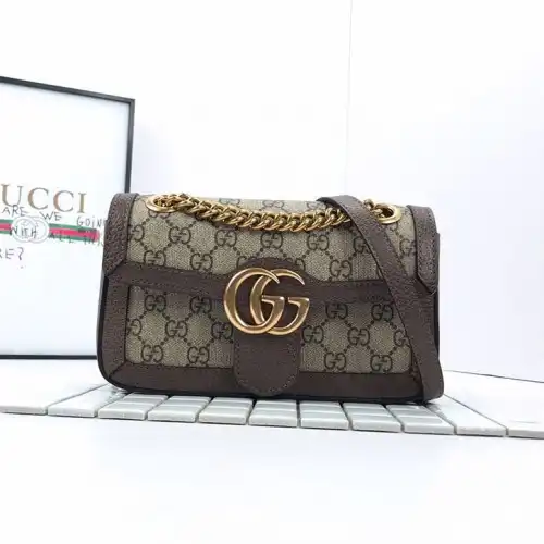 G*u*i bags 19b57g0017