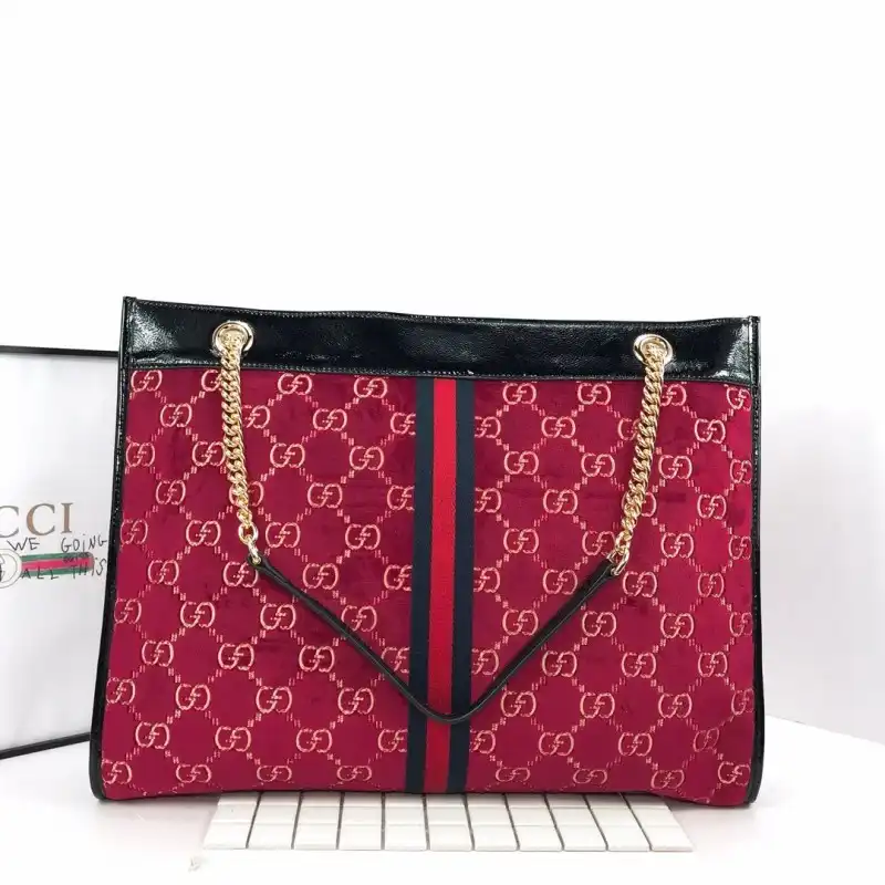 G*u*i bags 19b57g0030
