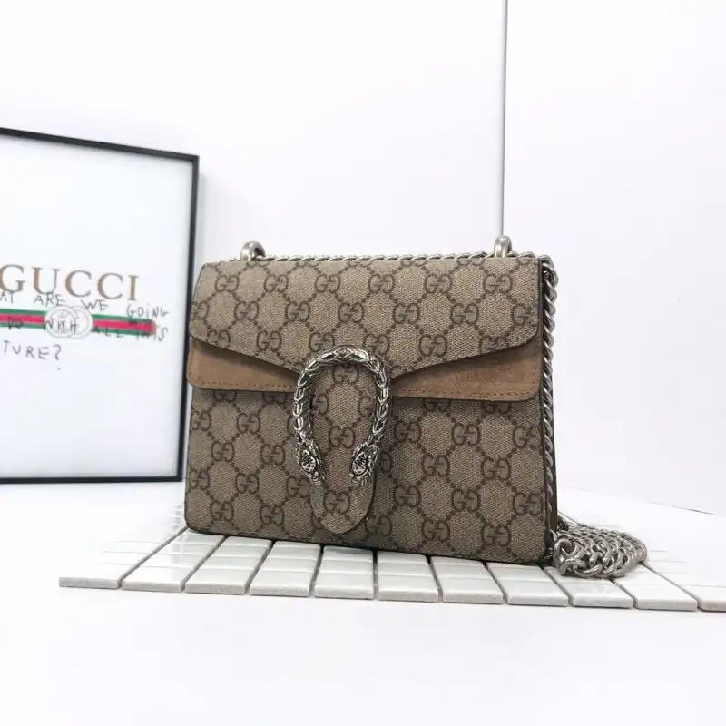 G*u*i bags 19b57g0037