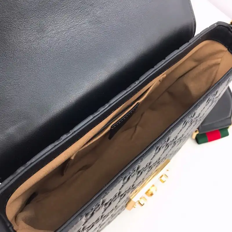 G*u*i bags 19b57g0049