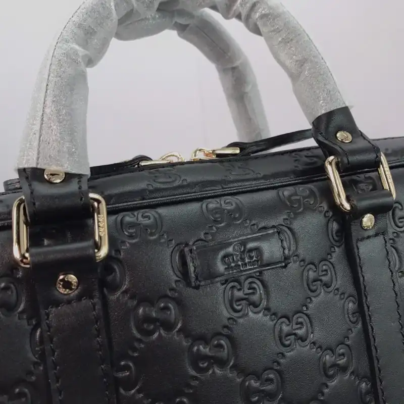 G*u*i bags 19b57g0050