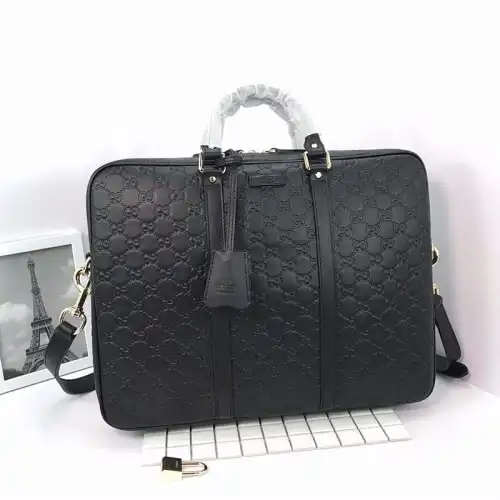G*u*i bags 19b57g0050