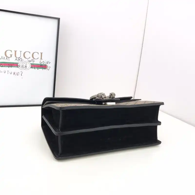 G*u*i bags 19b57g0065