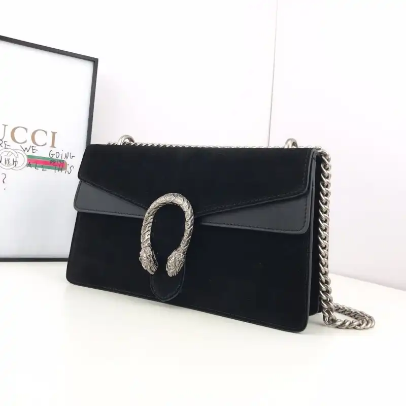 G*u*i bags 19b57g0066