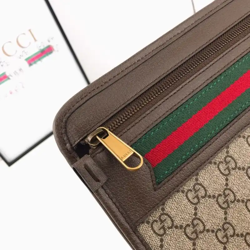 G*u*i bags 19b57g0077