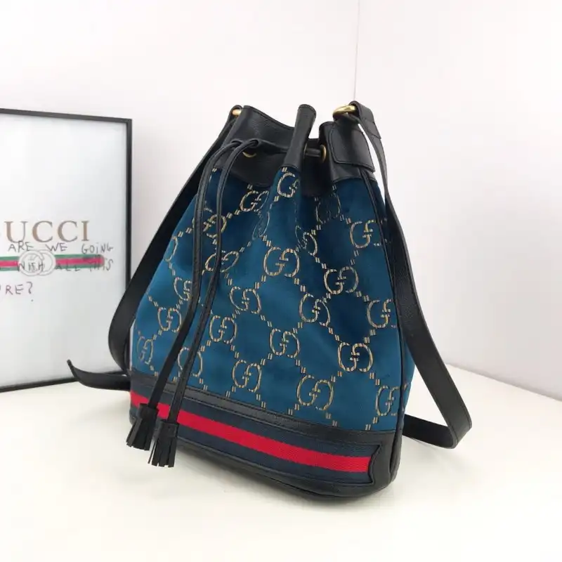G*u*i bags 19b57g0081