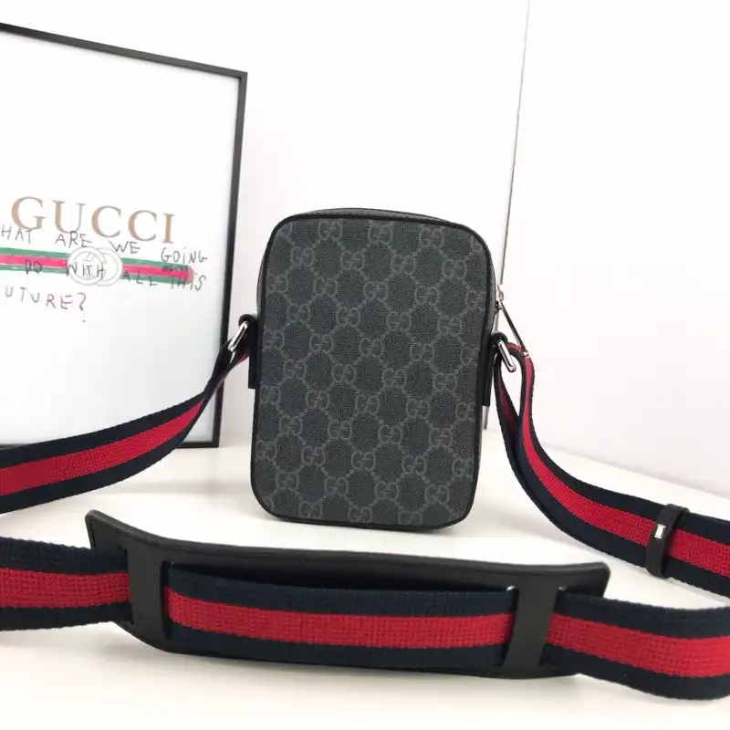 G*u*i bags 19b57g0090