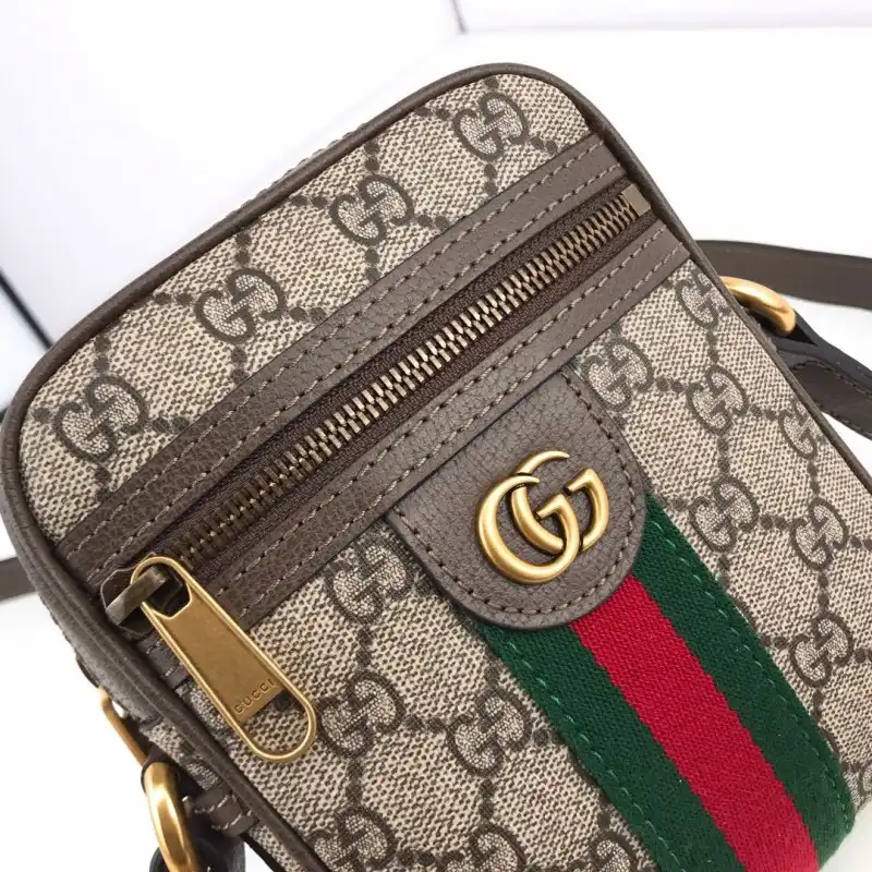 G*u*i bags 19b57g0091