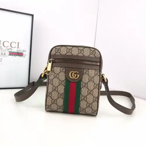 G*u*i bags 19b57g0091