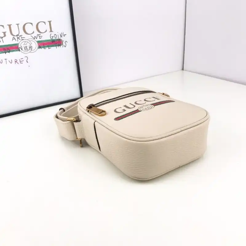 G*u*i bags 19b57g0093