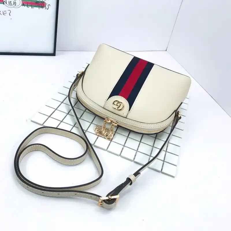 G*u*i bags 19b57g0095