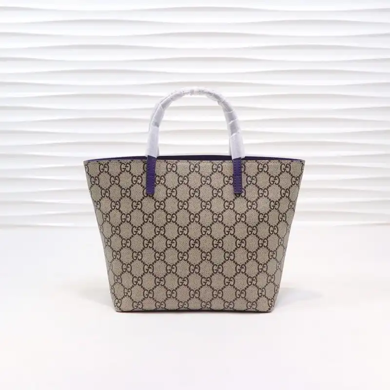G*u*i bags 19b57g0101