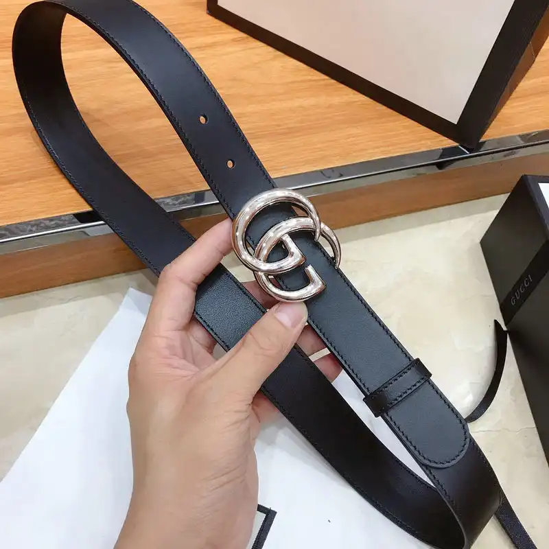 G*u*i s belt 2007xf0045