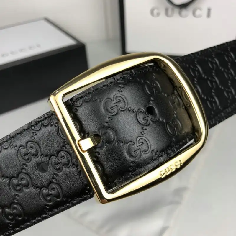 G*u*i s belt 2007xf0087