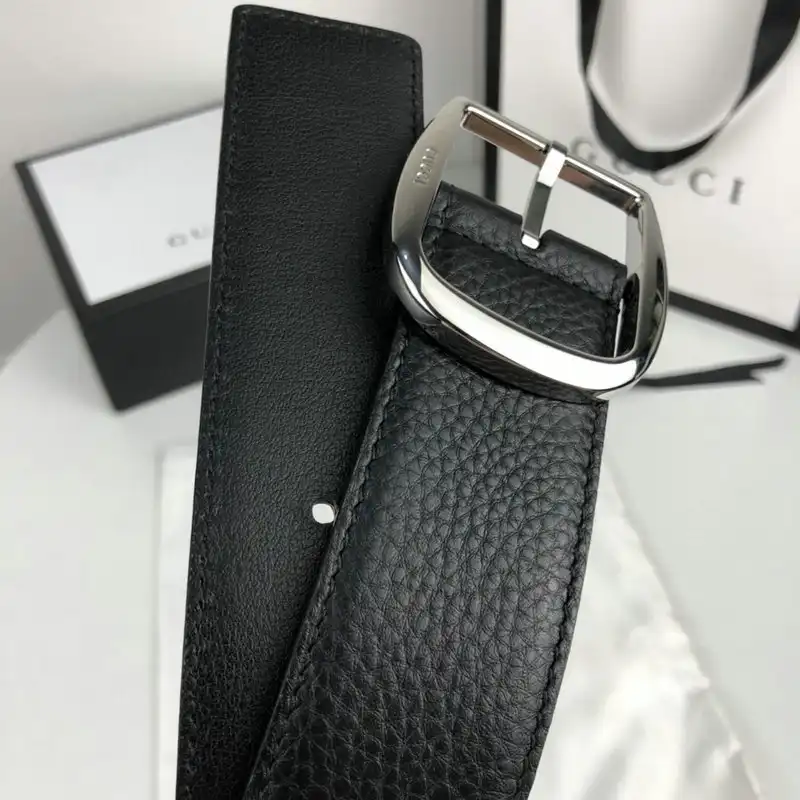 G*u*i s belt 2007xf0088