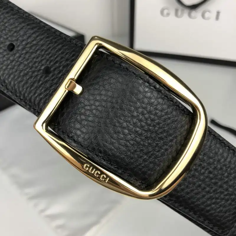 G*u*i s belt 2007xf0089