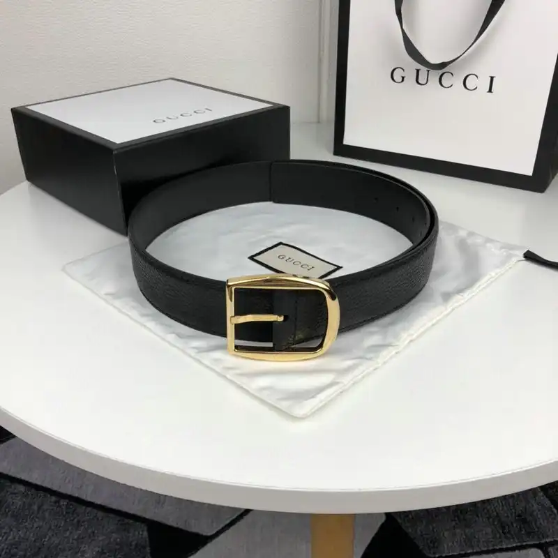 G*u*i s belt 2007xf0089