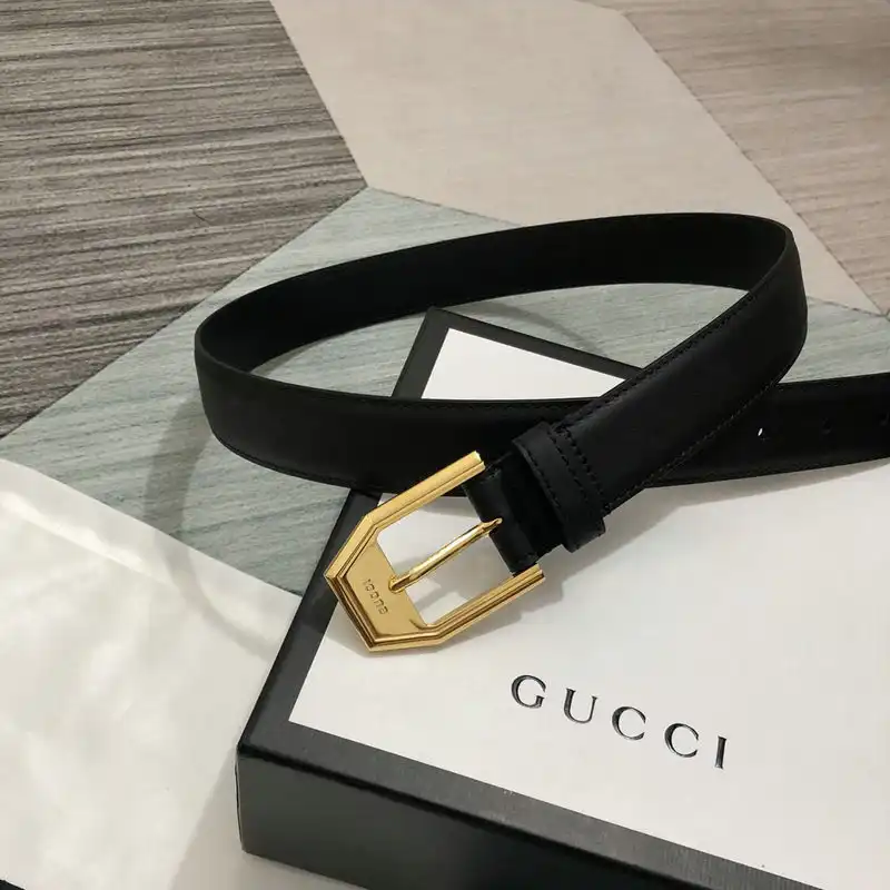 G*u*i s belt 2009xf0013