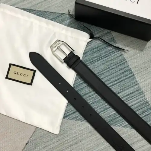 G*u*i s belt 2009xf0014