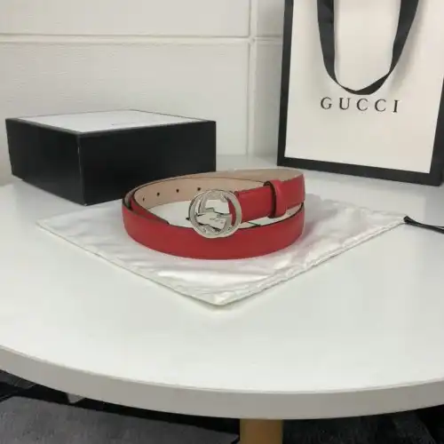 G*u*i s belt 2009xf0023