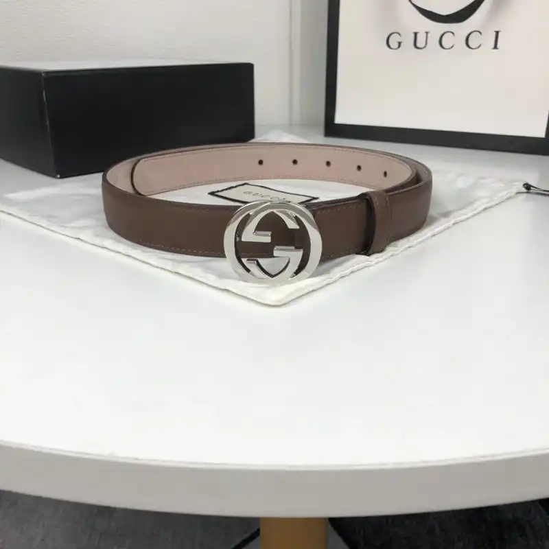 G*u*i s belt 2009xf0025