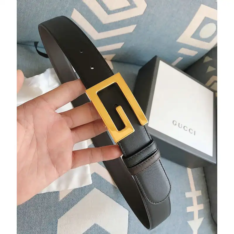 G*u*i s belt 2009xf0070