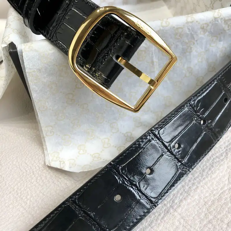 G*u*i s belt 2009xf0073